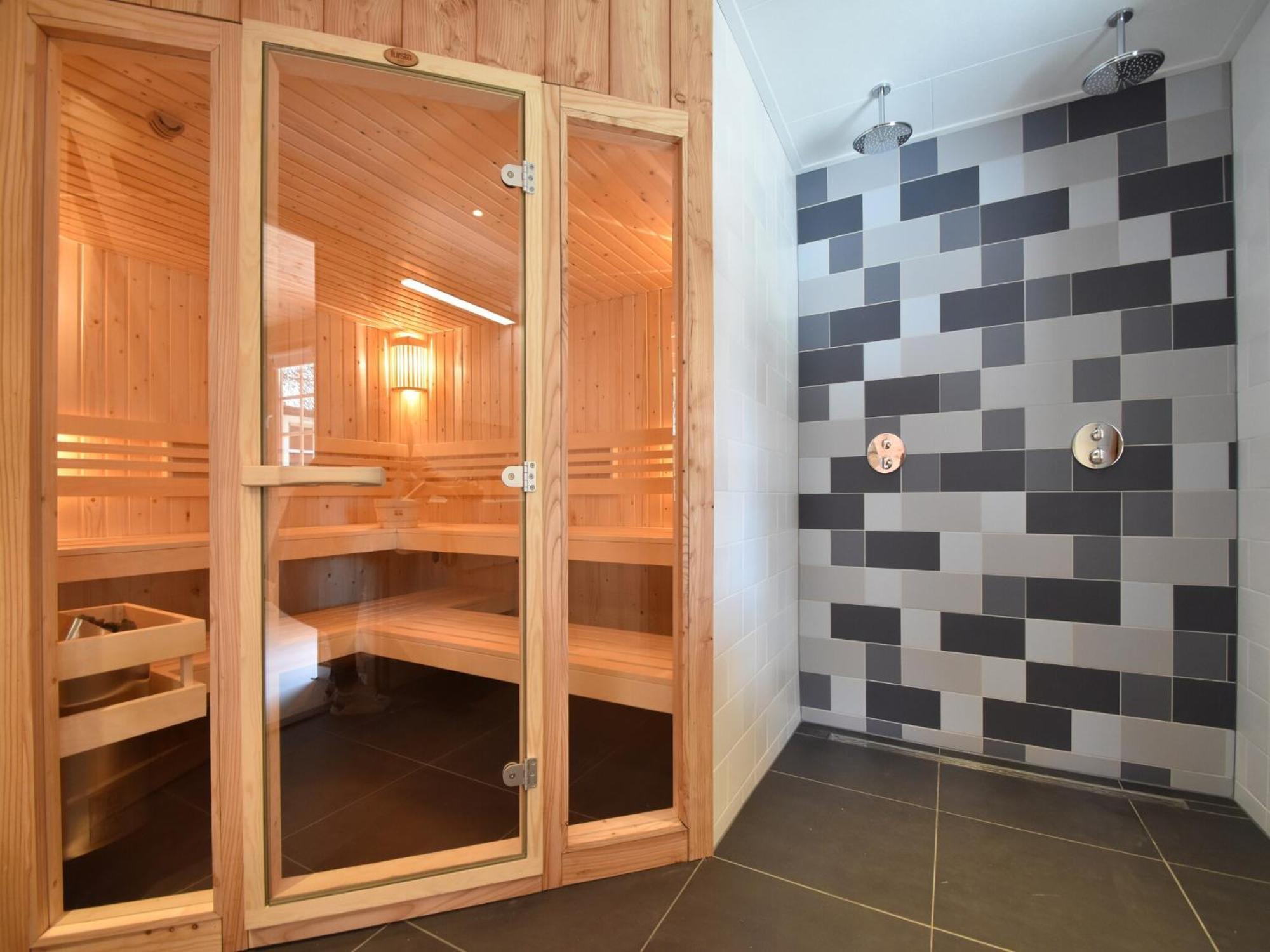 Luxuriously Restored Farmhouse With Trendy Interior Close To Sea And Forest グルート エクステリア 写真