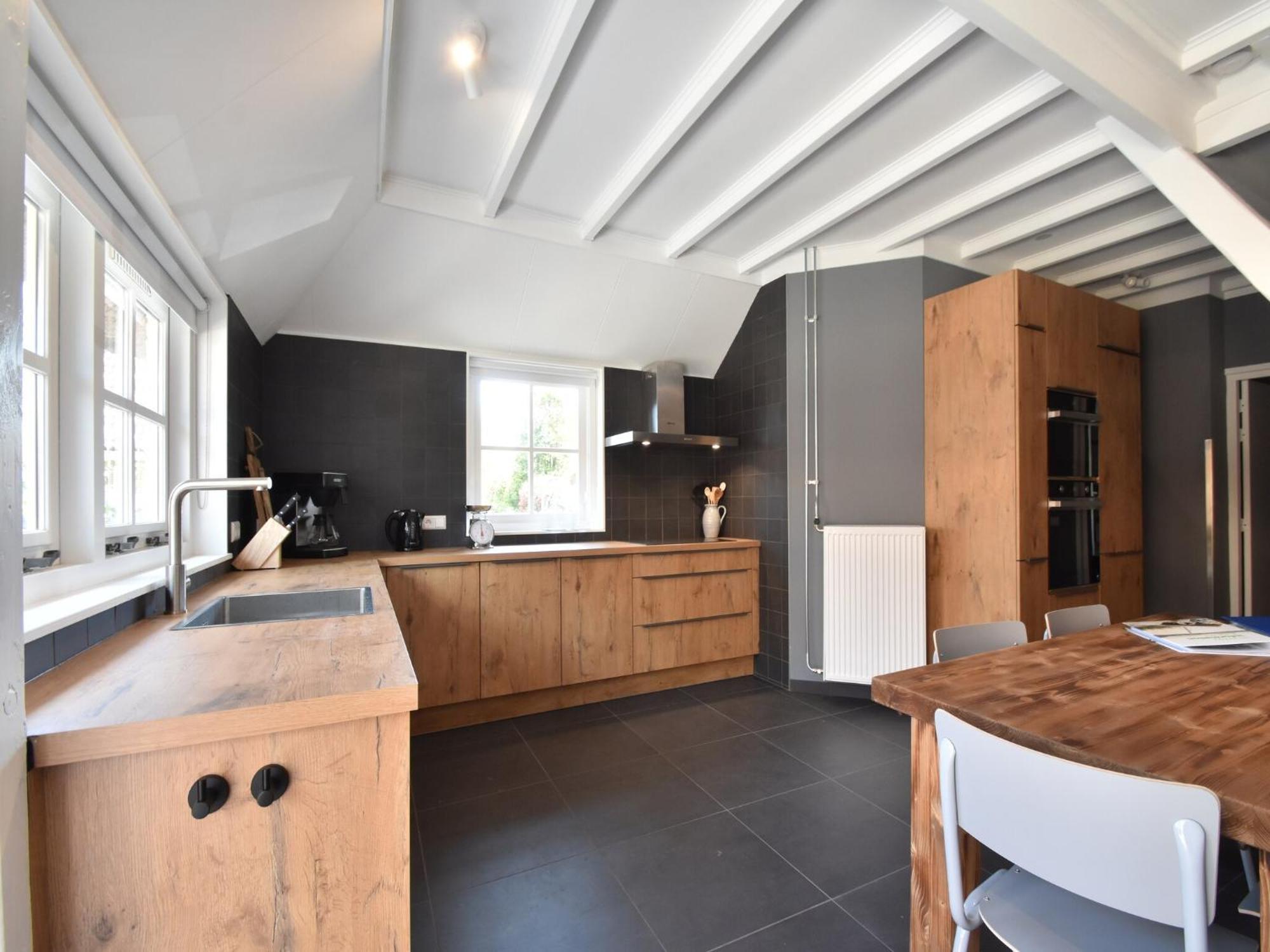 Luxuriously Restored Farmhouse With Trendy Interior Close To Sea And Forest グルート エクステリア 写真
