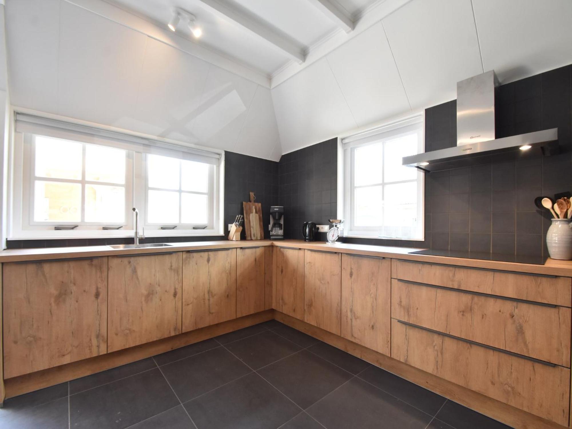 Luxuriously Restored Farmhouse With Trendy Interior Close To Sea And Forest グルート エクステリア 写真